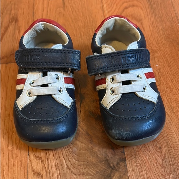 Kids Navy and Red Shoes - Picture 1 of 4